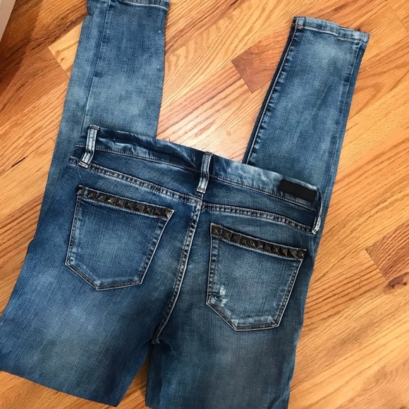 👖BLANKNYC Skinny Detailed Jeans - Picture 5 of 9